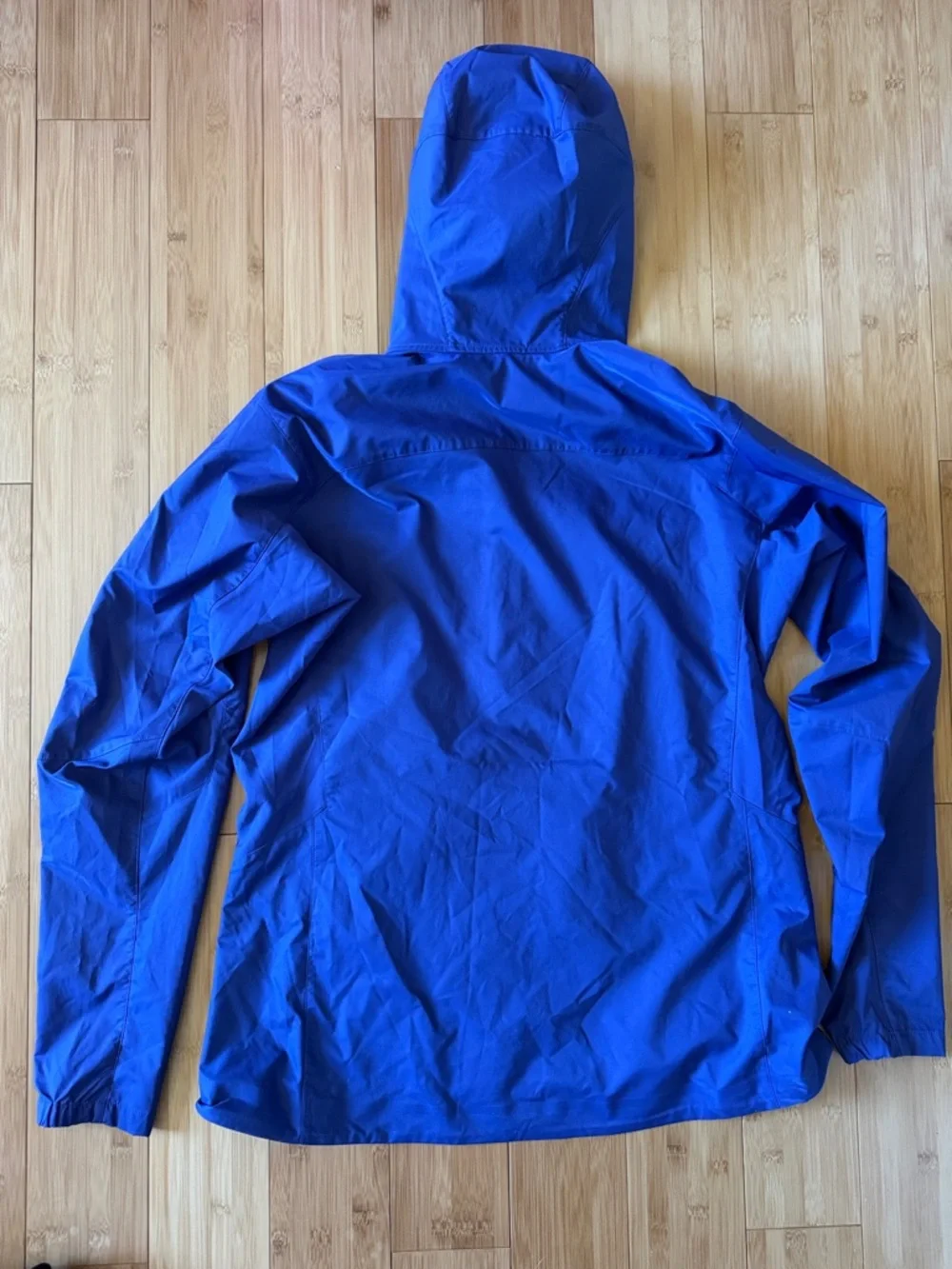 Arc'teryx Women's Cobalt Blue Hooded Windbreaker Jacket - Picture 4 of 8